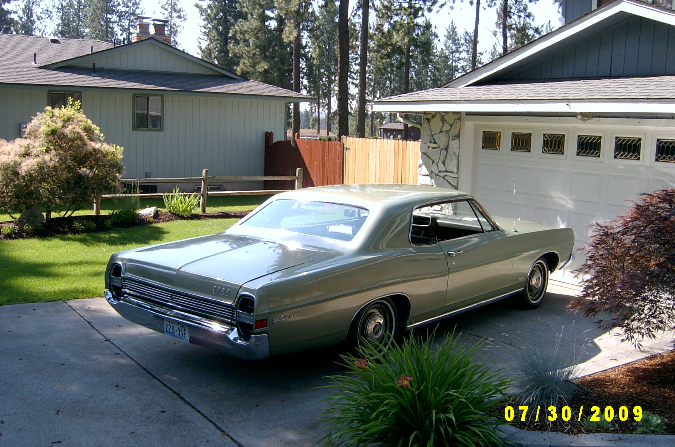 1968 Ford galaxie hubcaps #3